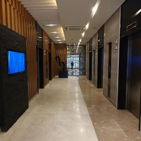 C Place - Capsule A Pasay Dış mekan fotoğraf